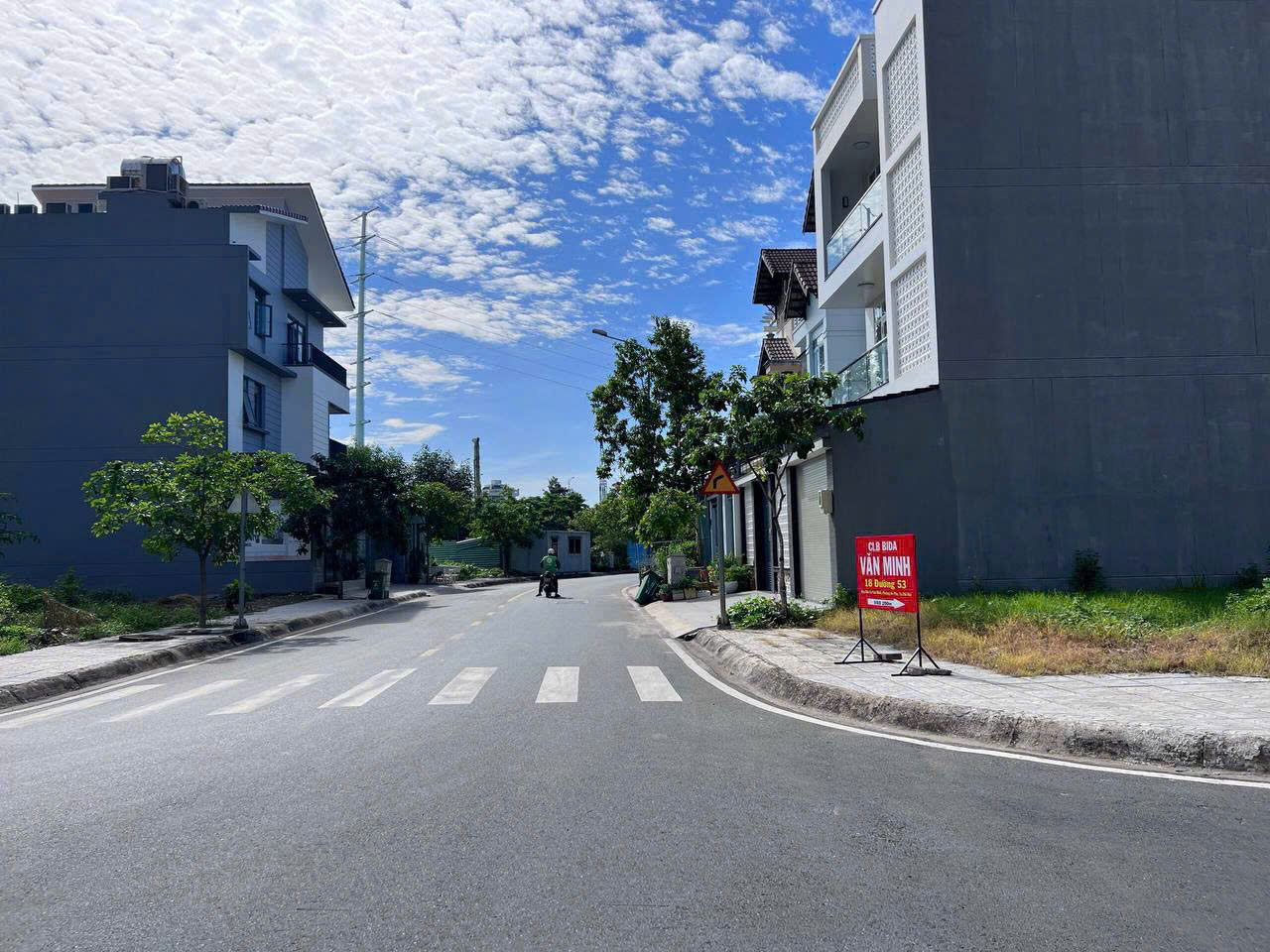 z6698336810785_a79944c89de562bbcd04052510fe7279